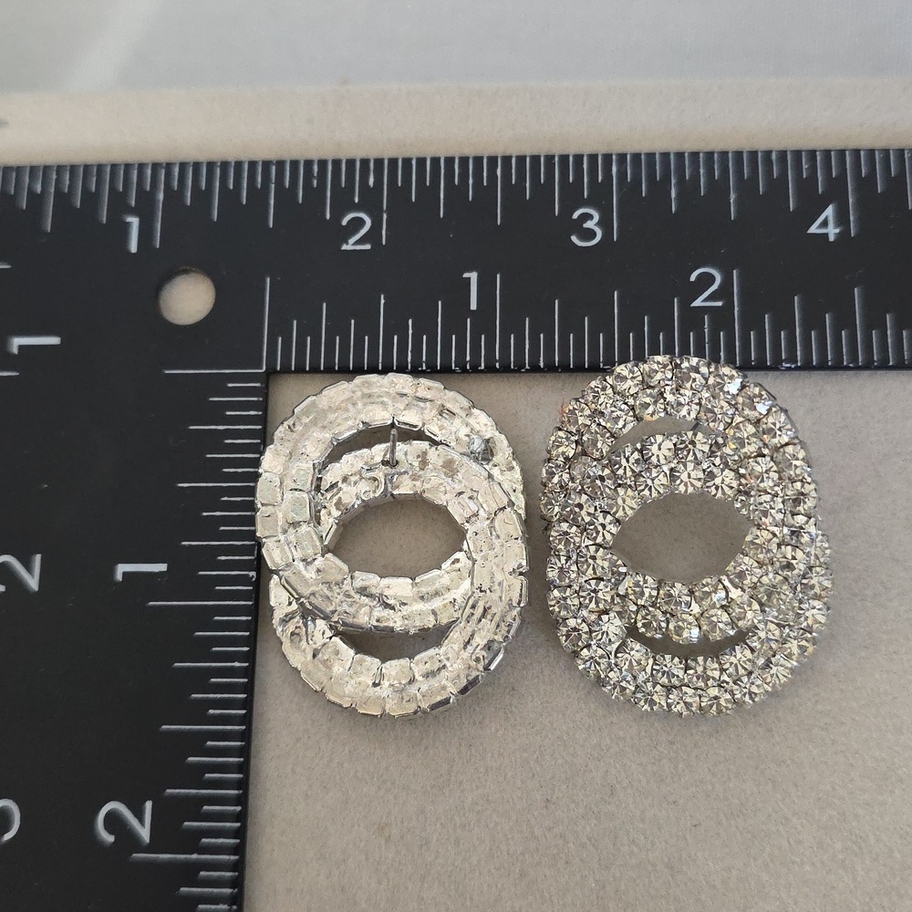 Statement Silver Interlocking Circles With Clear Rhinestones - Picture 9 of 9